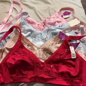 Queens Luxurious Lace Bralette Collection - Red, Pink, Blue, Beige 40B All NWT